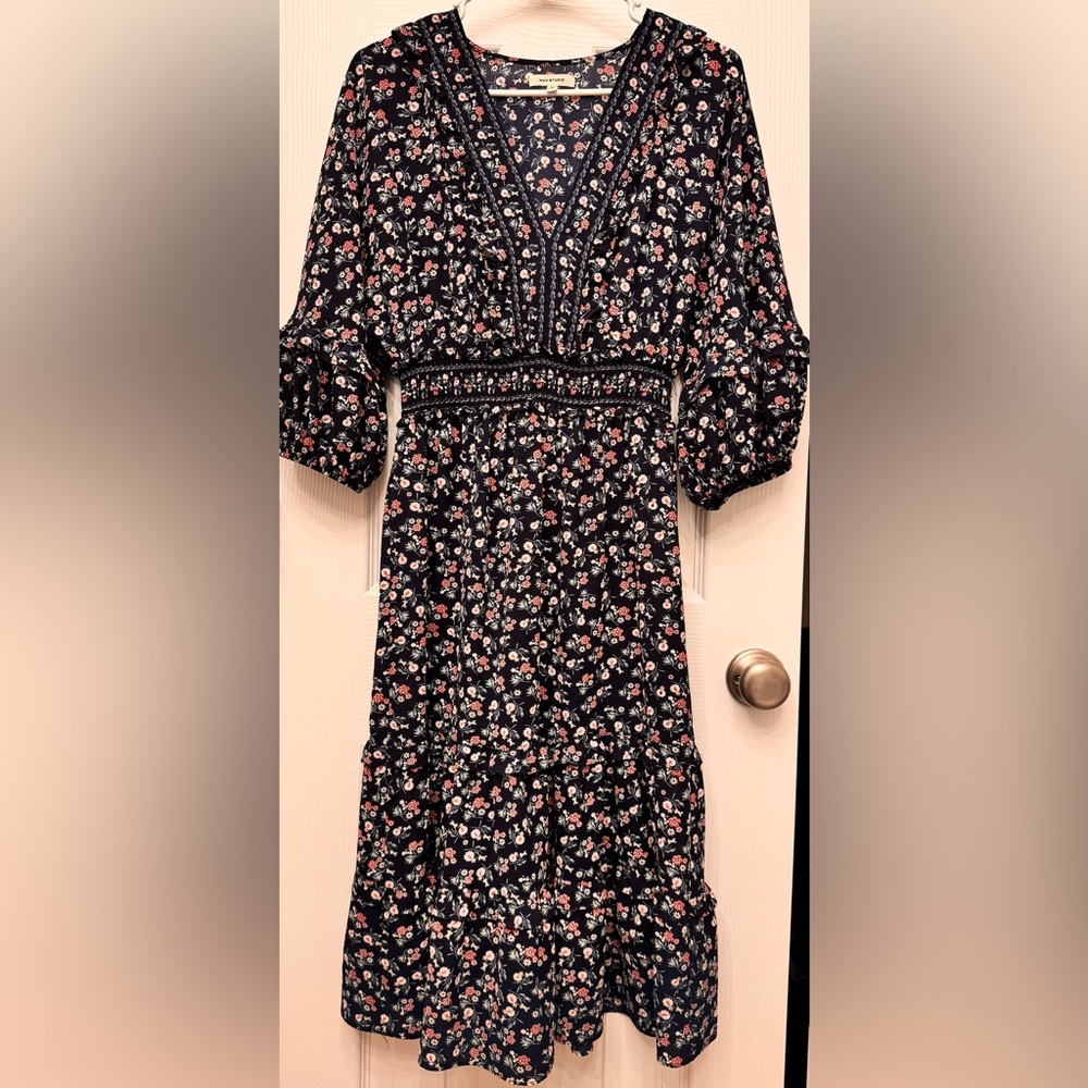 Max Studio Navy Floral Dress
